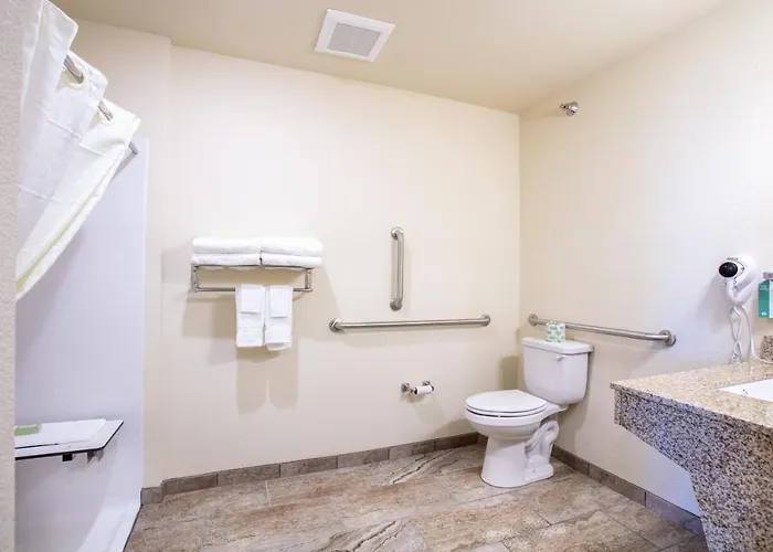 Hotel Cobblestone & - Pine Bluffs
