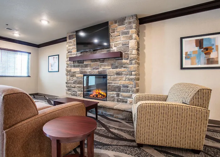 Cobblestone & - Hotel 3*