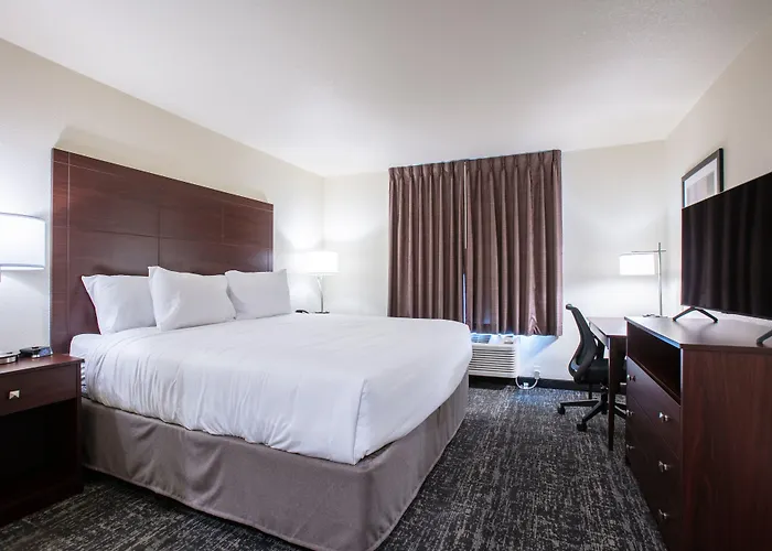 Cobblestone & - Hotel 3*