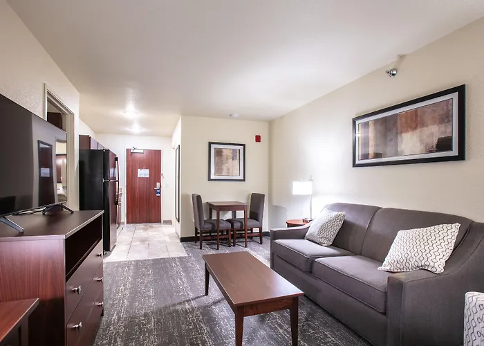 Hotel Cobblestone & -