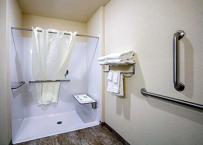 Hotel Cobblestone & -